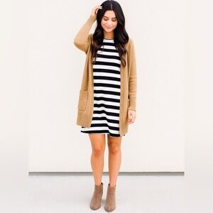 Everly Black/White Sleeveless Striped Shift Dress